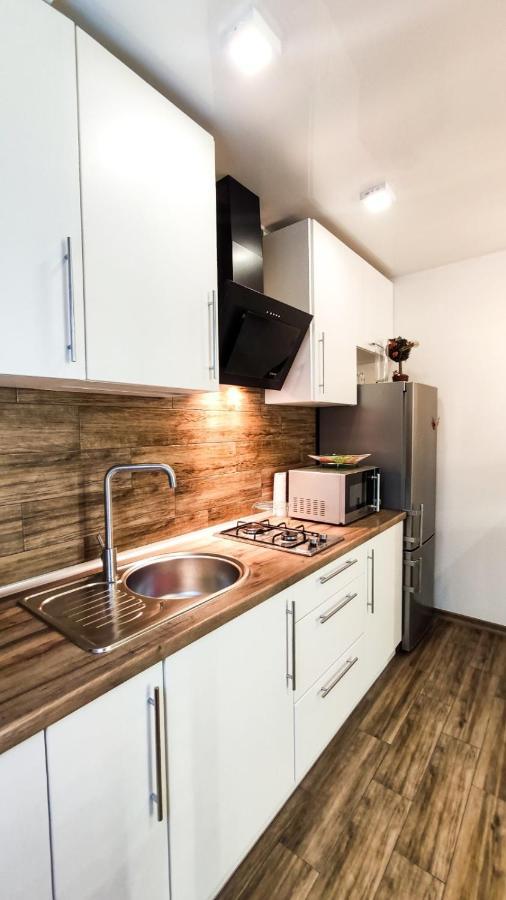 Studio Apartment Center Kremenčuk Esterno foto